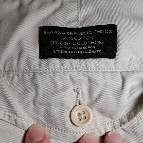 Banana Republic chicos khakis 36L - Picture 3 of 4